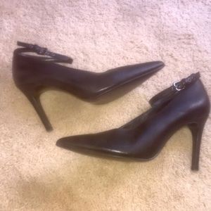 Nine West pumps